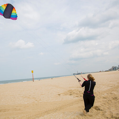 Powerkiten-Scheveningen-doen-kado-uitjes-cadeau-geven-belevenis3